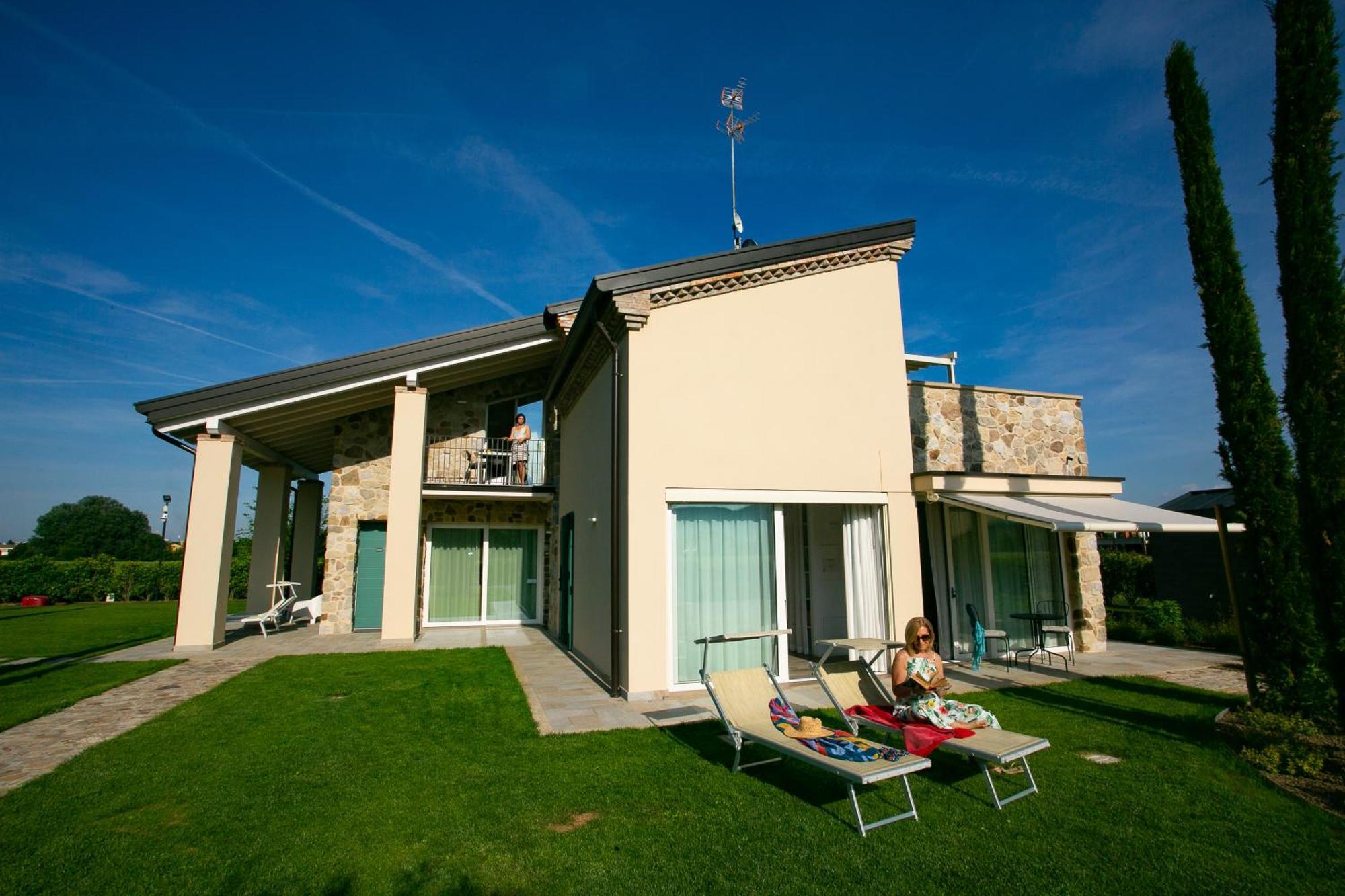 الشقق الفندقية أبانو تيرميفي  Casa Massaro Todeschini المظهر الخارجي الصورة