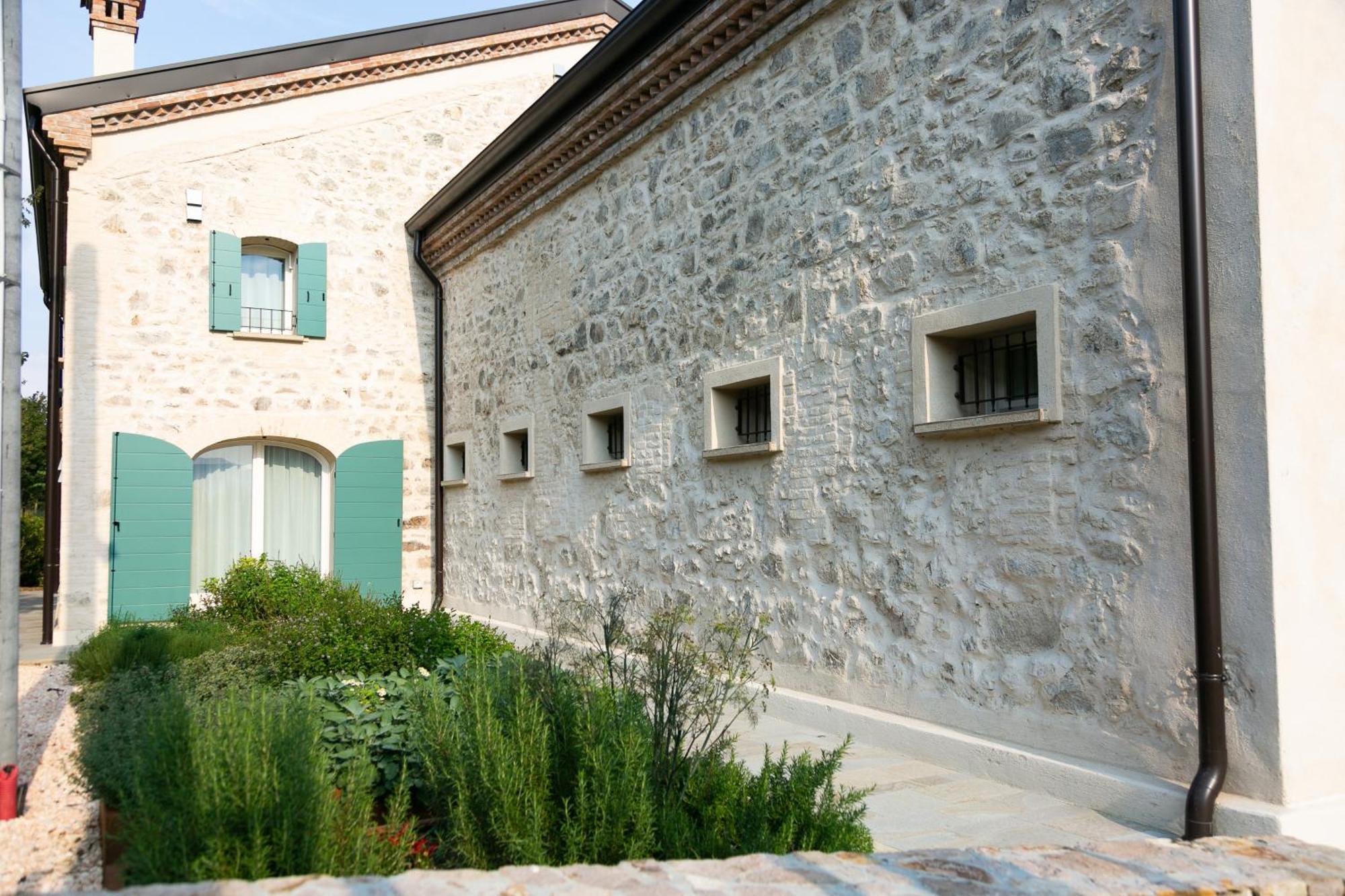 الشقق الفندقية أبانو تيرميفي  Casa Massaro Todeschini المظهر الخارجي الصورة